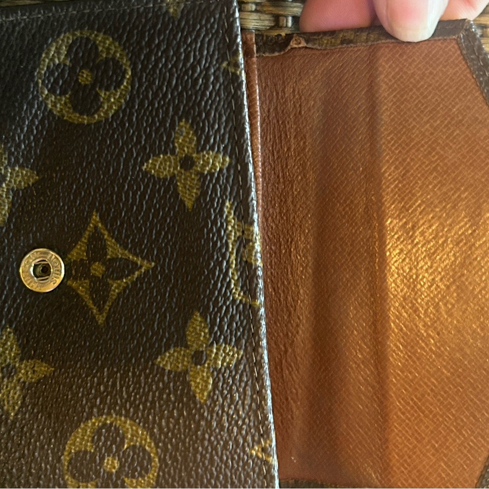 Louis Vuitton Monogram Brown and Tan Wallet Vintage - Picture 5 of 11